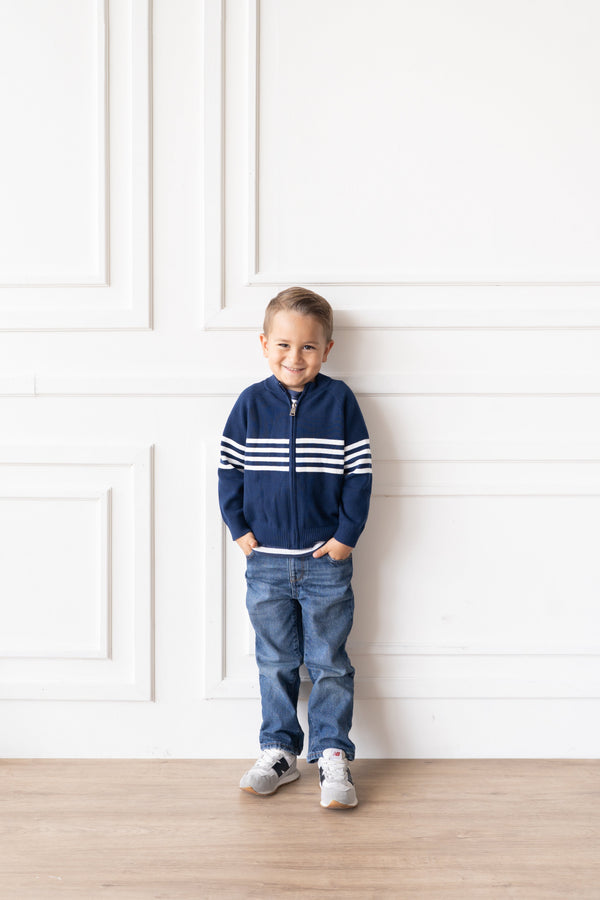 NIÑO (2-7A)